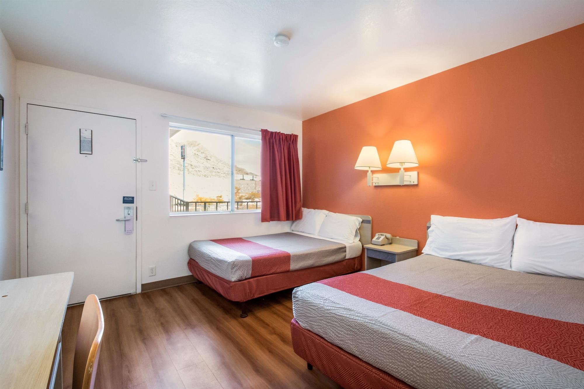 Motel 6 Wendover Εξωτερικό φωτογραφία
